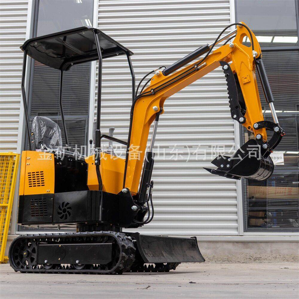 工厂直供新款履带式挖掘机1吨工程破碎小型挖沟机多功能挖土机