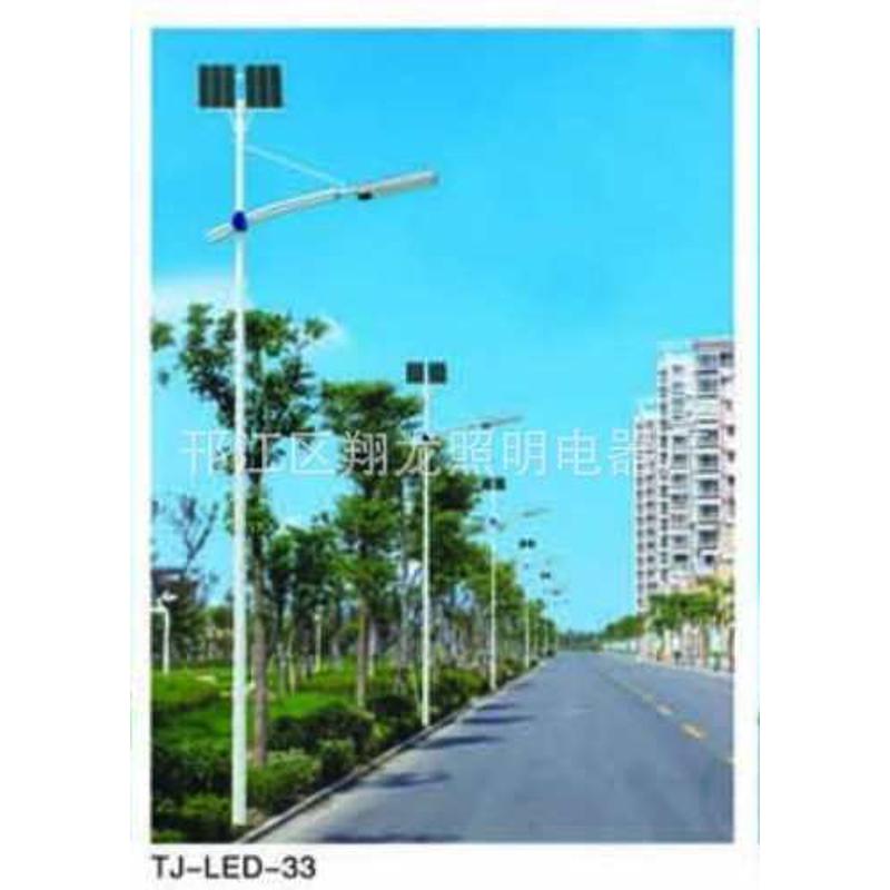 厂家销售双臂LED路灯，单臂LED路灯，低价促销，保质保量