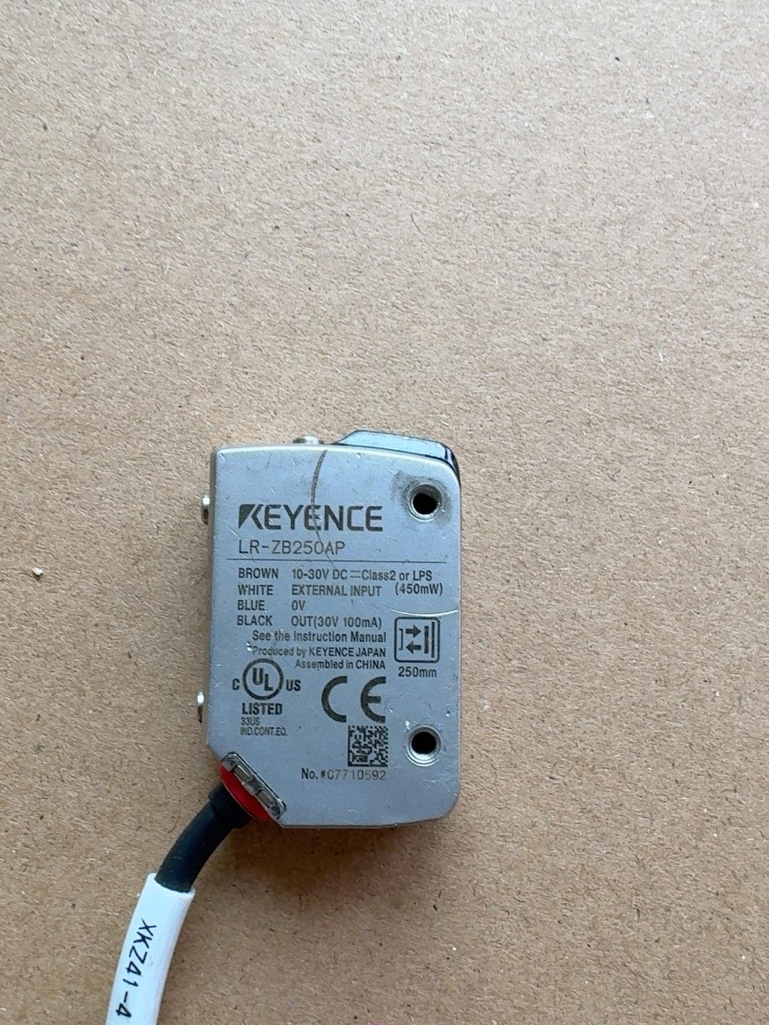 基恩士传感器 LR-ZB250AP 二手拆机 功能正常 成色