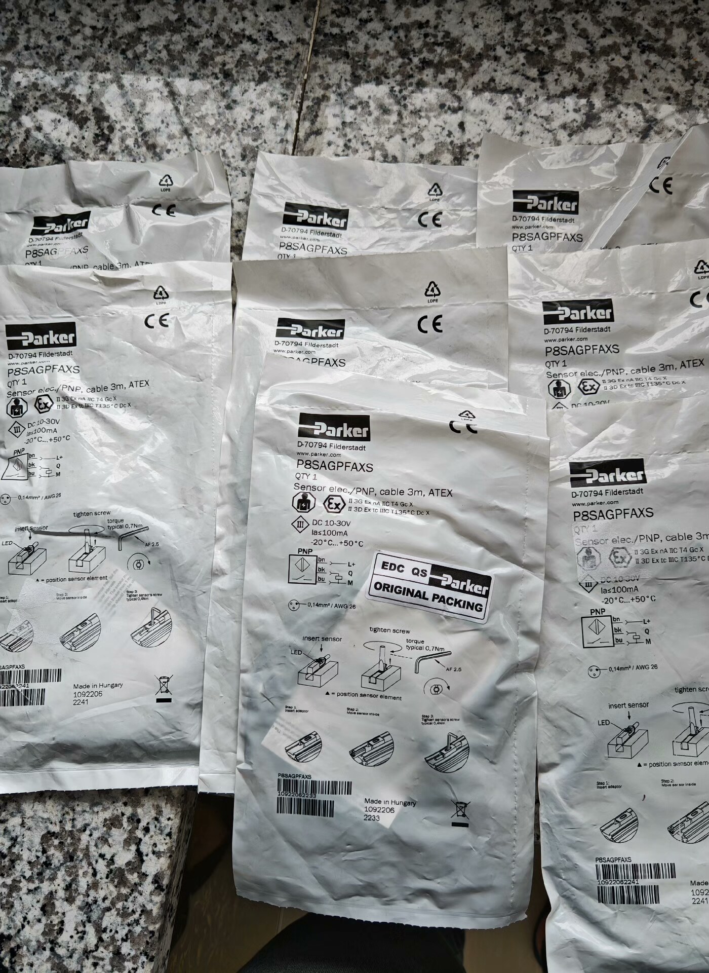 派克传感器P8SAGPFAXS，全新未拆封8个