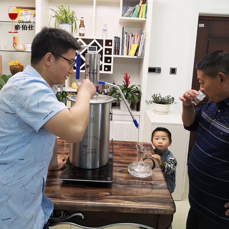304不锈钢家用小型酿酒机蒸白酒烧酒设备纯露蒸馏器全自动