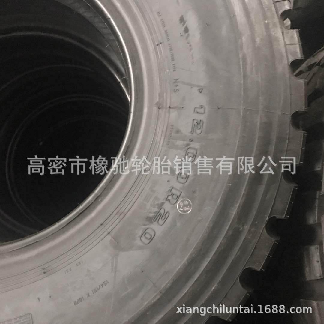 装甲车填充轮胎1200/1400/15.5/365/85R20钢圈含支撑体