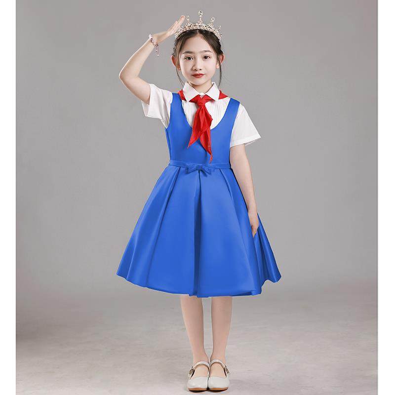正品儿童红色爱国朗演出唱服毕业合照学团诵体合祖国生女童主持人