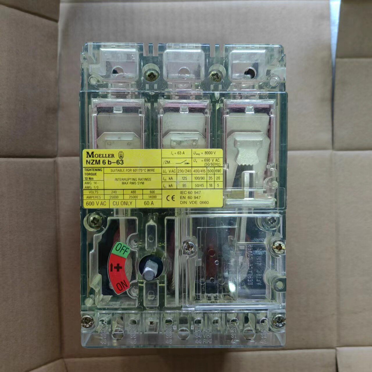 全新库存金钟穆勒透明壳断路器 NZM6B-63 原装全新 议