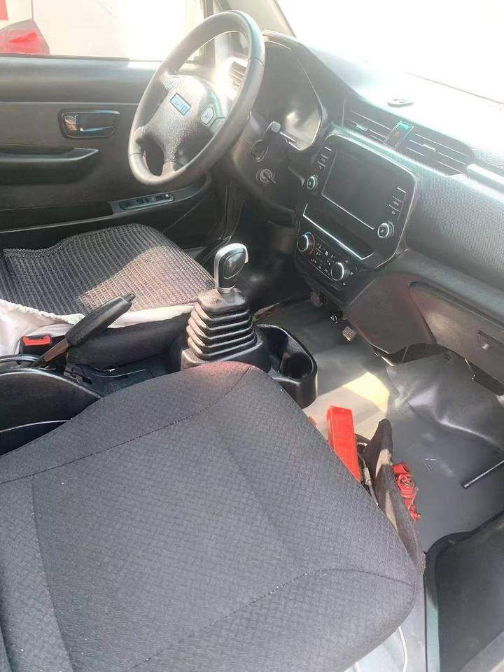 1月13日泉州鑫源T2SEV货厢版自动挡非营运手续齐全网络拍卖公告