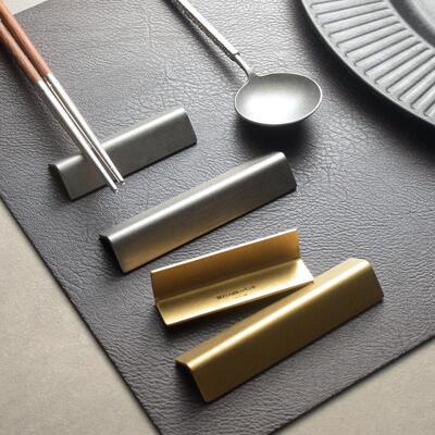 304 stainless steel retro geometric chopstick holder