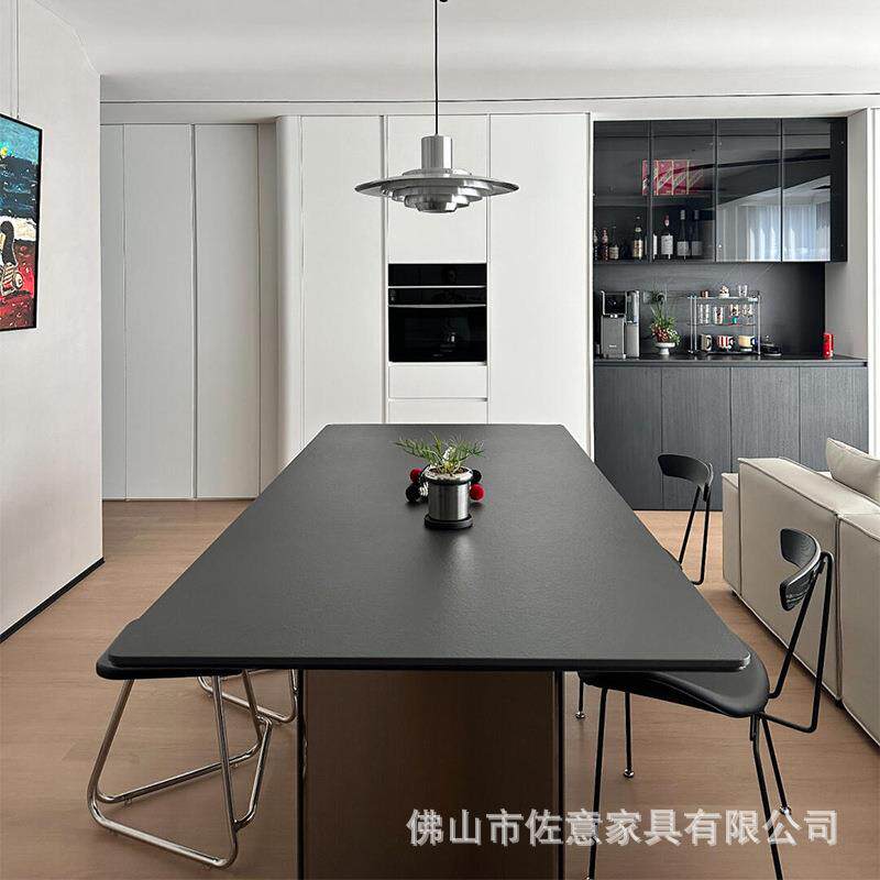 光KFH德利丰极黑岩板餐桌家长方形大户型桌子现约代简饭桌用样板