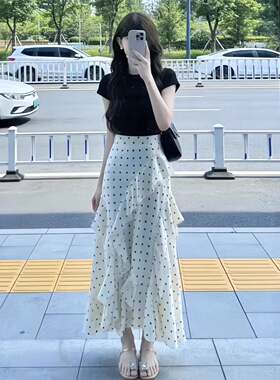 2025初夏季日新款女装今年流行的漂亮爆款巨好看的连衣裙子两件套