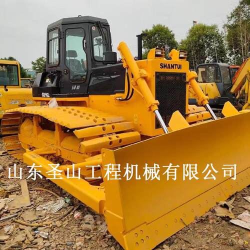 大型工程专用履带式推土机适合多种地形一机多用附带多种属具