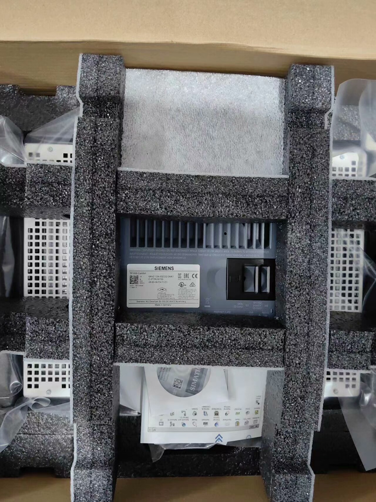 6AV2124-0QC02-0AX1 到货，充新成色带原包装