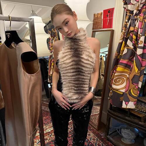 Plush hanging neck patchwork off shoulder vest top for