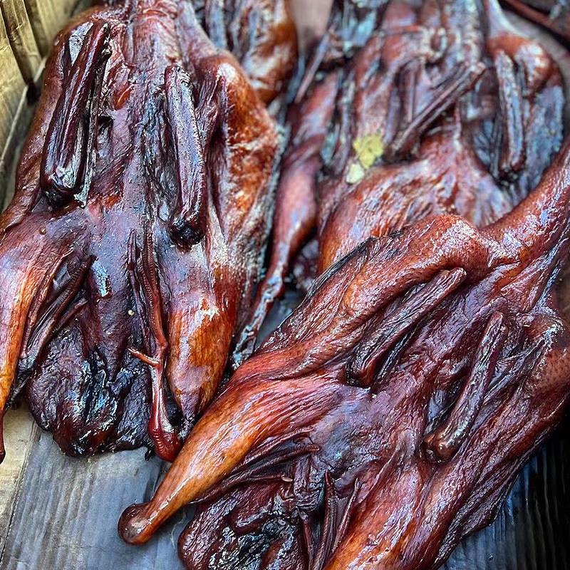 新品整只酱鸭浙江宁波特产酱板鸭全鸭肉非即食凉菜年货卤味熟散装