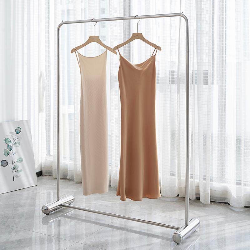 服装店货架展示架镜面不锈钢女装店橱窗拍照货架大管子中岛挂衣杆