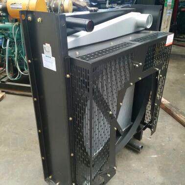 云南昆明玉柴YC6MK350L-D20/250KW用散热器水箱