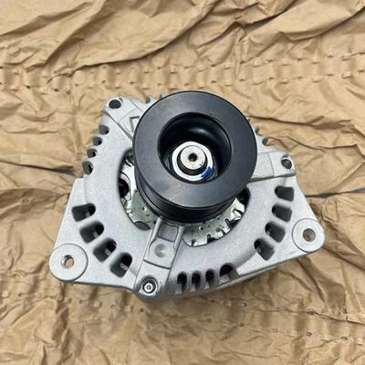 供应ISKRA发电机2253144 305-3661 11203433 1022118170 LRB00368