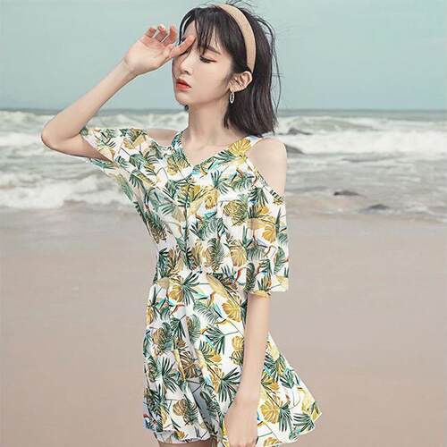 泳衣女夏季新款爆款连体裙式遮肚显瘦女士海边度假印花保守游泳装
