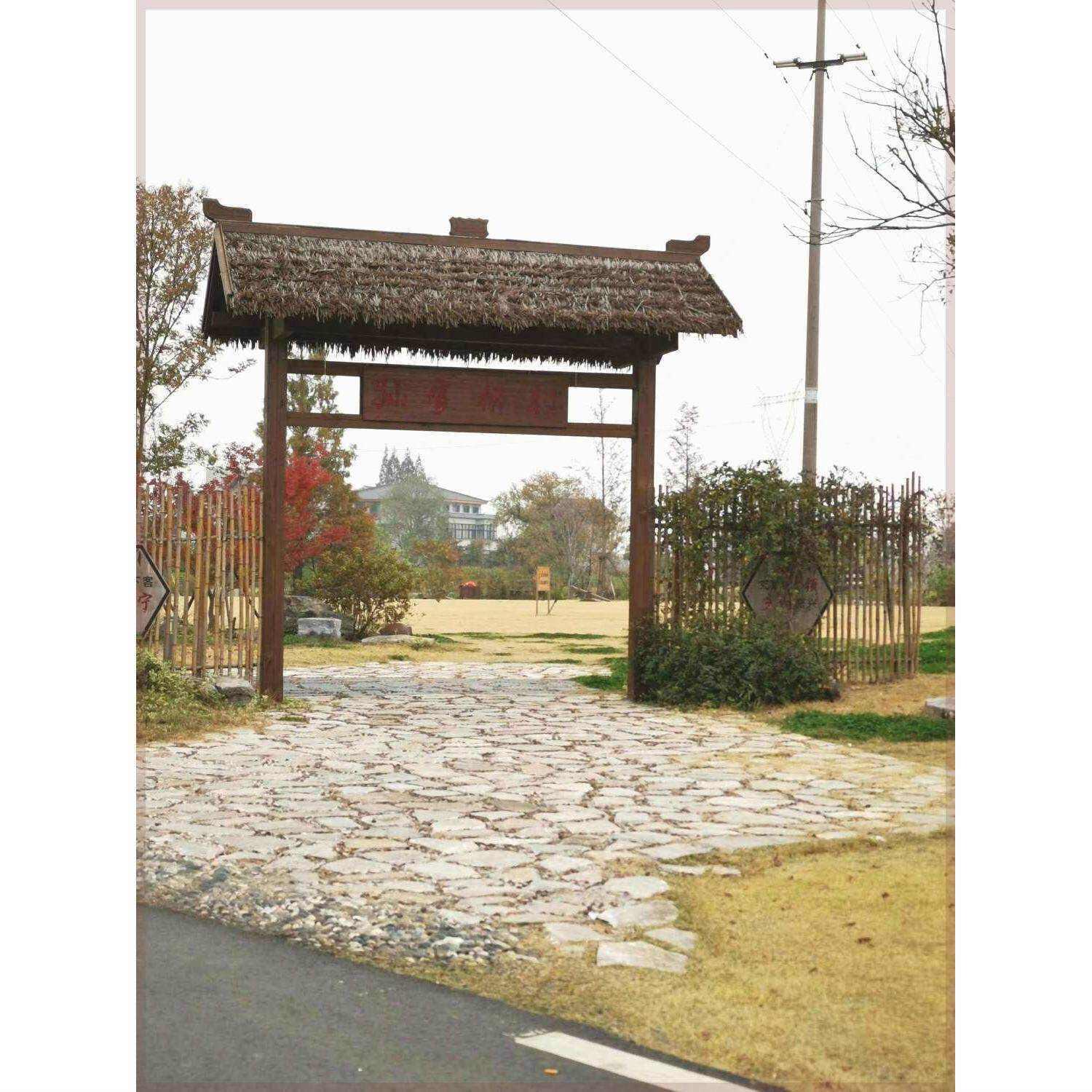防腐木碳化木门楼牌坊别墅庭院花园农家乐水库门楼实木门头楼门牌