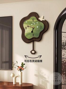 钟表挂钟客厅高级感中古风静音摆钟家用装饰墙壁时钟挂墙2025新款