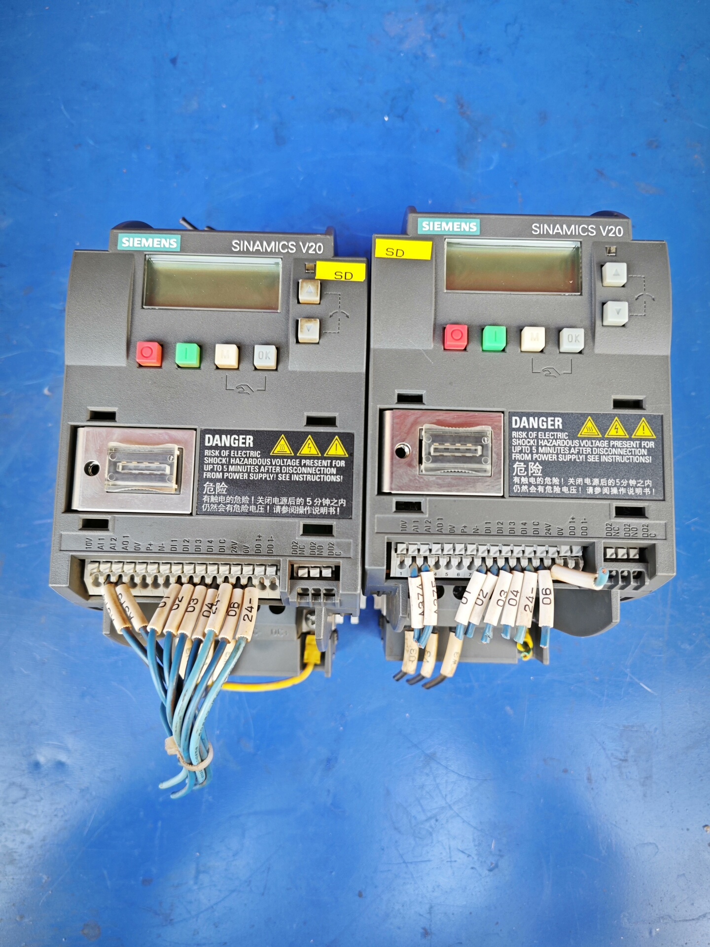 西门子变频器SINAMICS V20，型号 6SL3210-