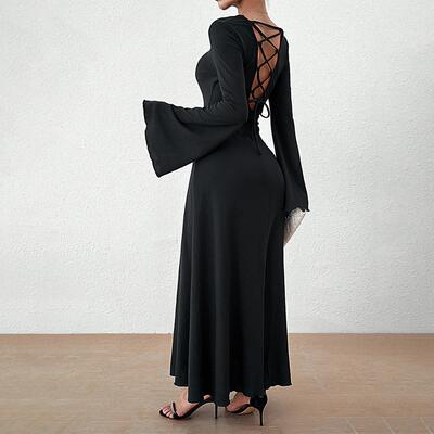 Women's long dress with a backless feel