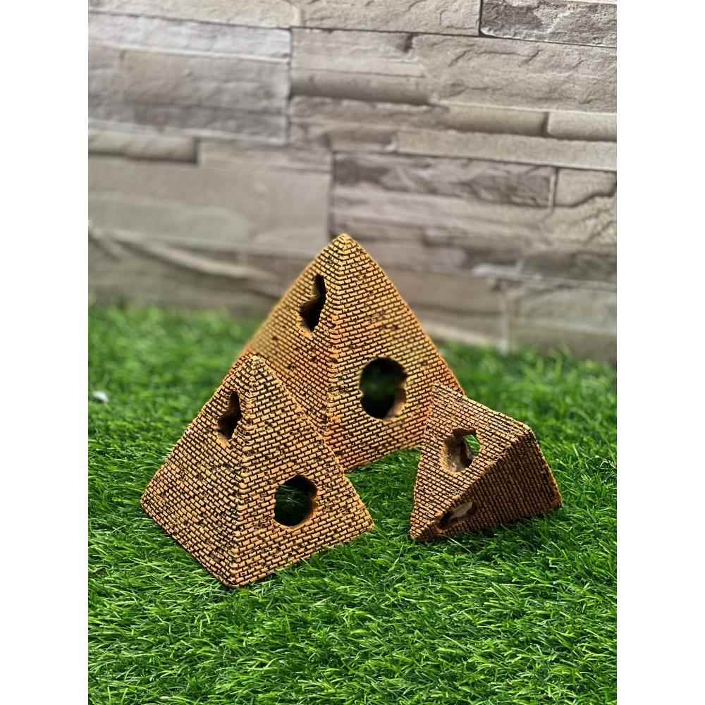 金字塔爬行动物繁殖箱火玫瑰蜘蛛雨林蝎子豹纹壁虎园林绿化树洞庇