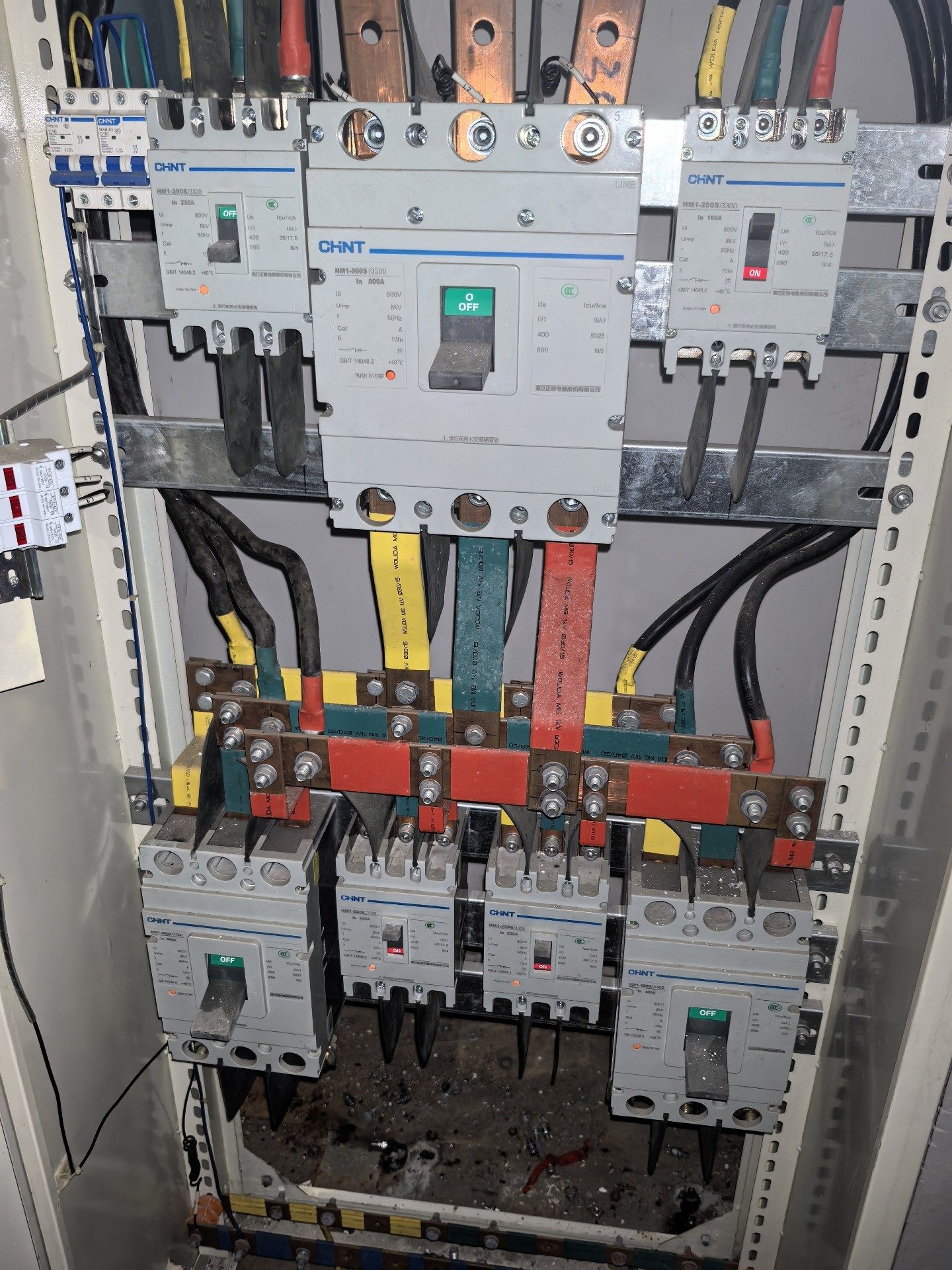 CHNT/正泰正泰配电柜，强电柜800安动力柜，连接铜牌，