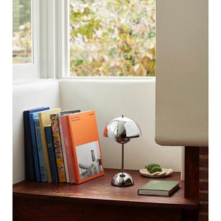 新款花苞台灯设计师北欧复古台灯充电触摸便捷客厅卧室床头装饰灯