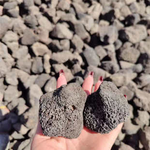 5cm 批发黑色红色火山石颗粒鱼缸过滤铺面造景园林绿化火山岩3