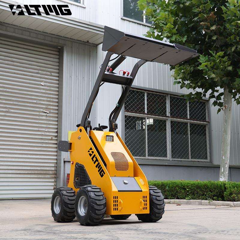 轮式滑移装载机矿用微型市政道路施工四驱柴油小铲车四驱越野小型