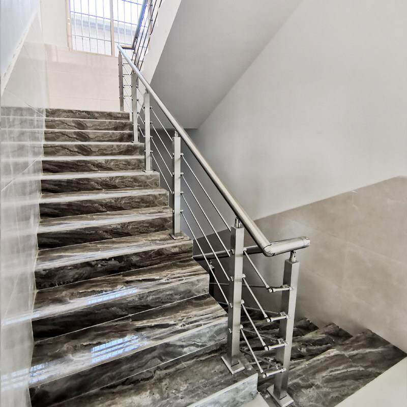 楼梯扶手护栏不锈钢立柱自装农村自建房穿拉丝室内家用阳台栏杆