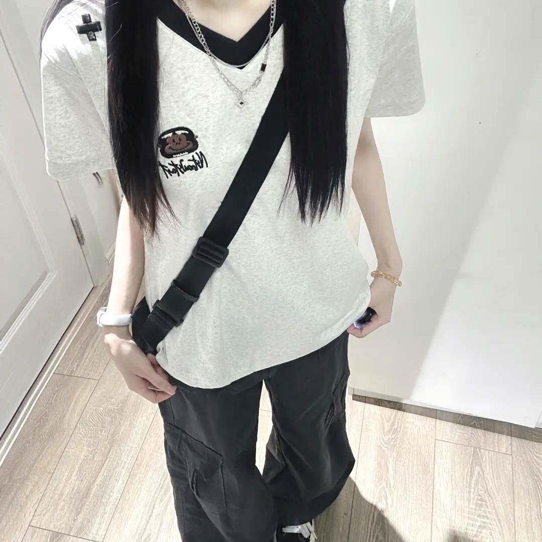美式撞色V领刺绣小猴子短袖T恤女夏新款卡通正肩纯棉显瘦短款上衣