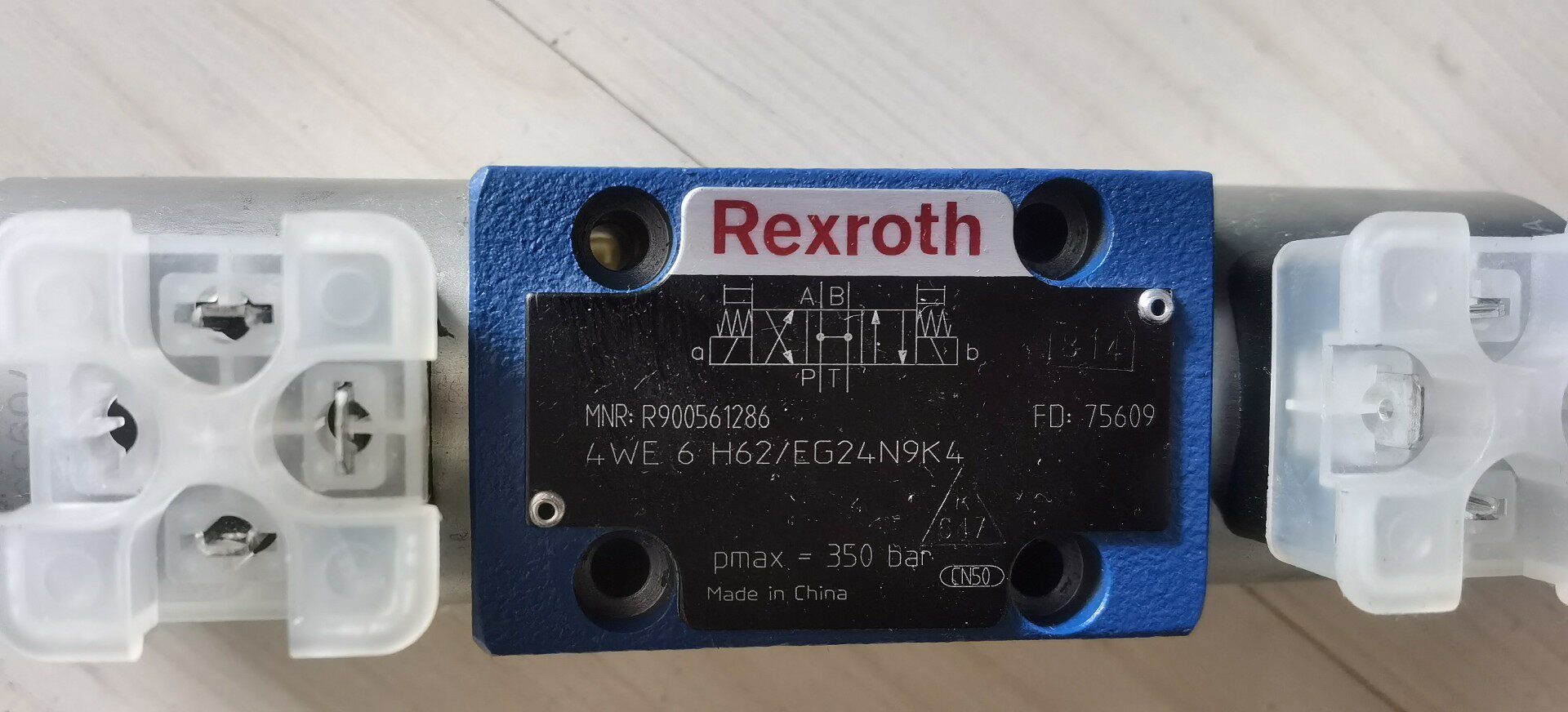 原装力士乐REXROTH  R900561286 4WE6H