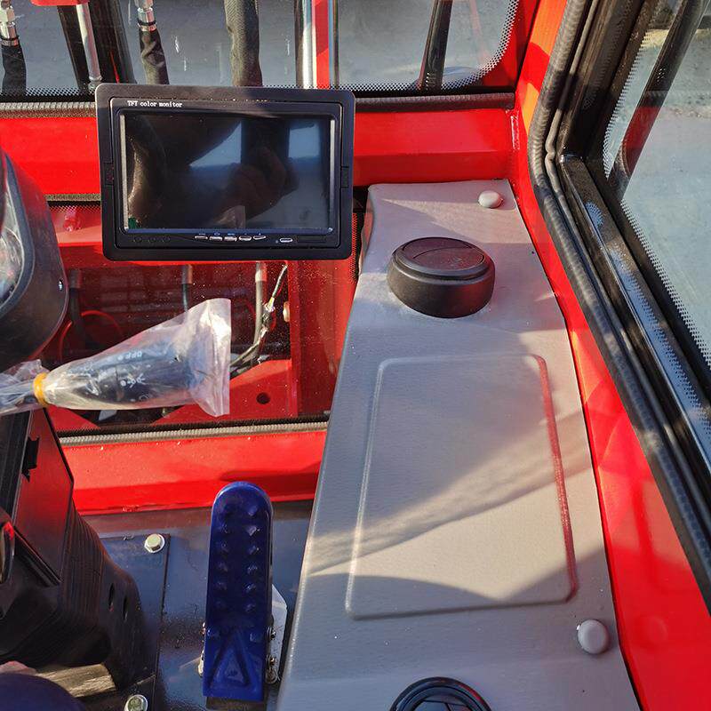 柴油小型铲车柴油四驱铲车装载机工地小型铲车家用小型铲车