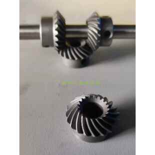 1模20齿螺旋伞齿轮90度传动1:1锥齿轮铣齿机加工滚齿加工定制