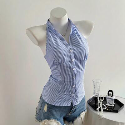 Pinch waist, cut shoulders, striped sleeveless shirt,