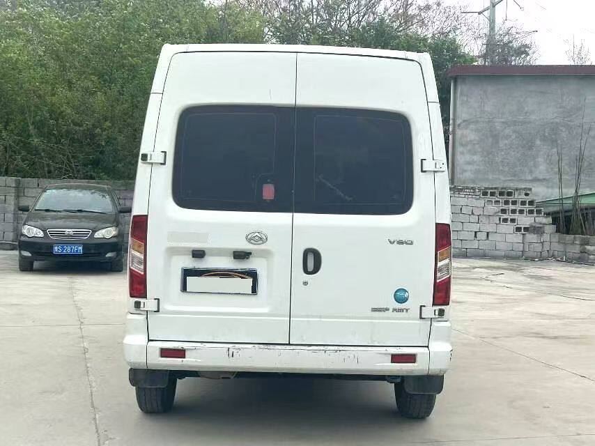 4月9日信阳市大通V80蓝牌柴油自动挡网络拍卖公告