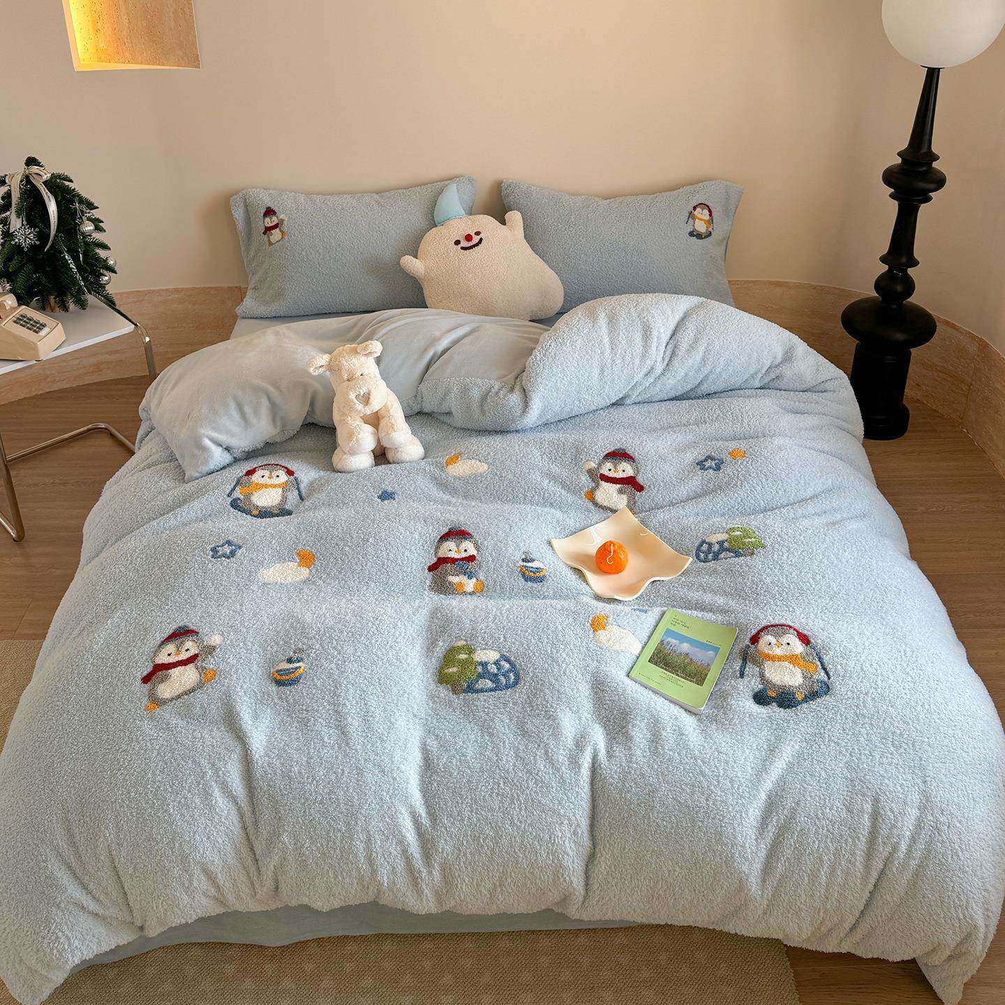 2025新款双面泰迪绒毛巾绣四件套 1.8m床单款四件套 快乐企