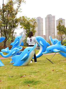 海洋馆动物雕塑幼儿园酒店游泳池装饰落地摆件大型仿真海豚玻璃钢
