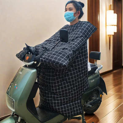 电动车挡风被冬季连体款加厚加绒防水保暖加大踏板摩托车防风罩