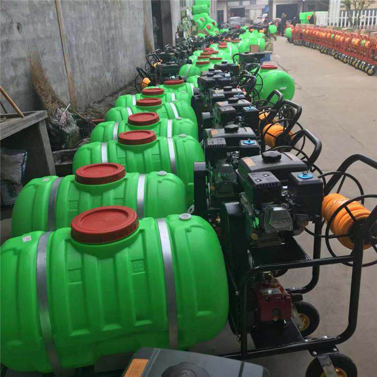 农用大容量汽油打药机玉米地除草喷雾器葡萄园打药机价格