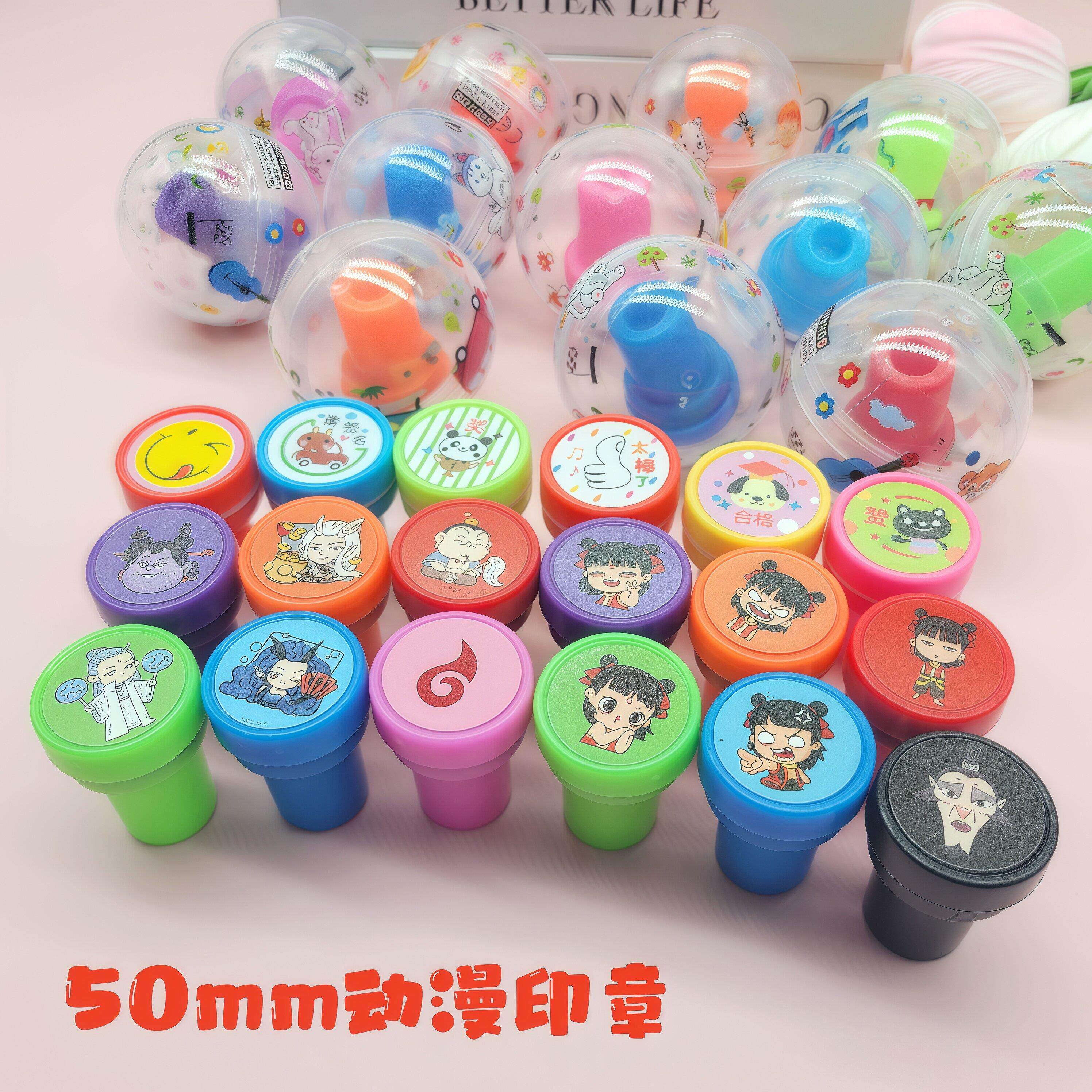 45mm公仔扭蛋 笔头套卡通玩具 游戏机2元球糖果机幼儿园奖励礼品