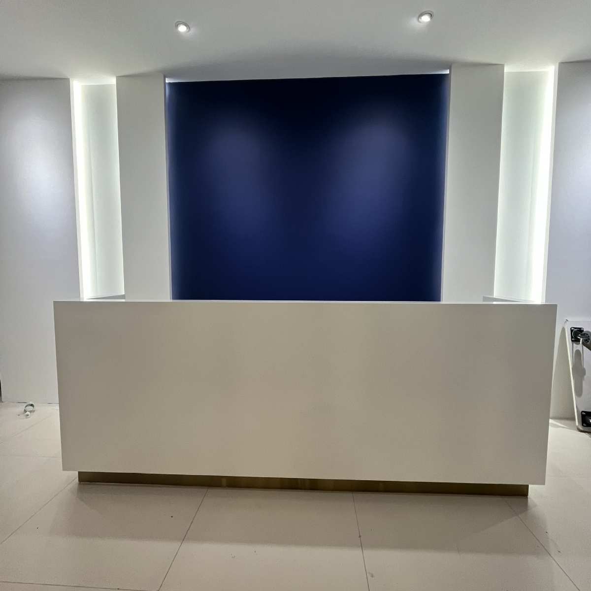 木制烤漆吧台异形吧台现代简约转角收银台美容院前台公司接待台