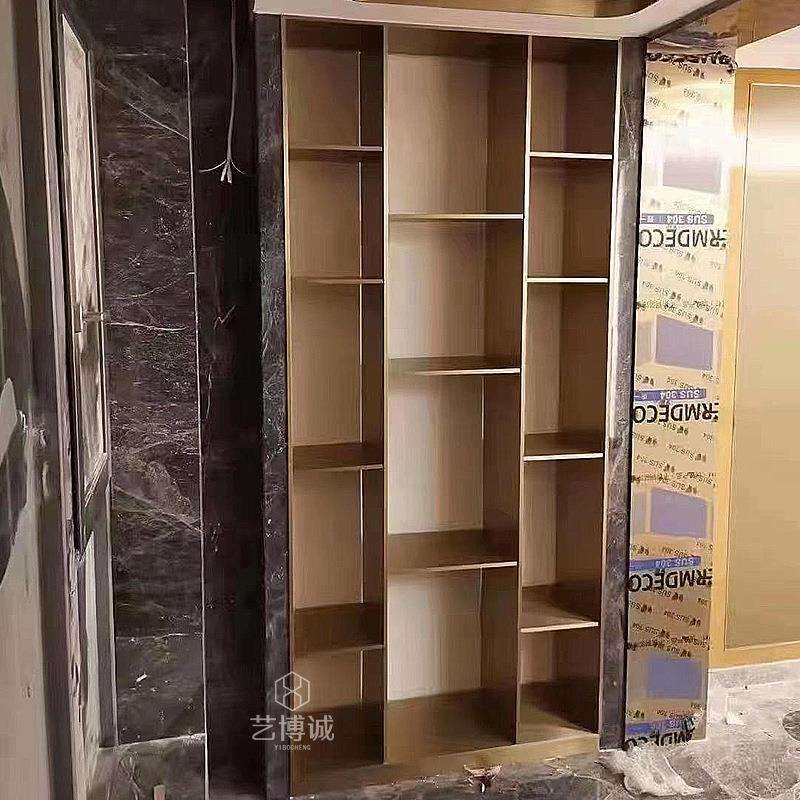 酒窖落地金属酒柜内设灯带产品展示柜客厅电视柜不锈钢隔断柜