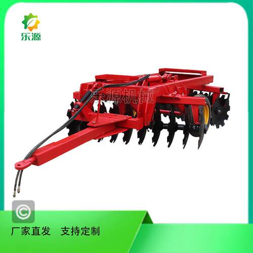 厂家直销圆盘耙重耙拖拉机牵引各种尺寸可ding制折翼式