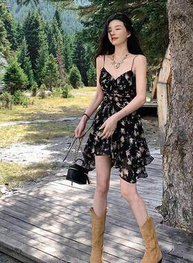 欧洲站2025新款法式碎花性感吊带连衣裙高级感不规则雪纺裙子女夏