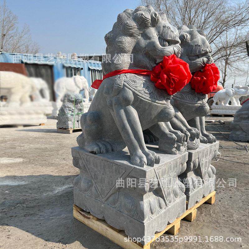 石雕石狮子一对家用庭院看门中式门口摆件青石石狮子现货