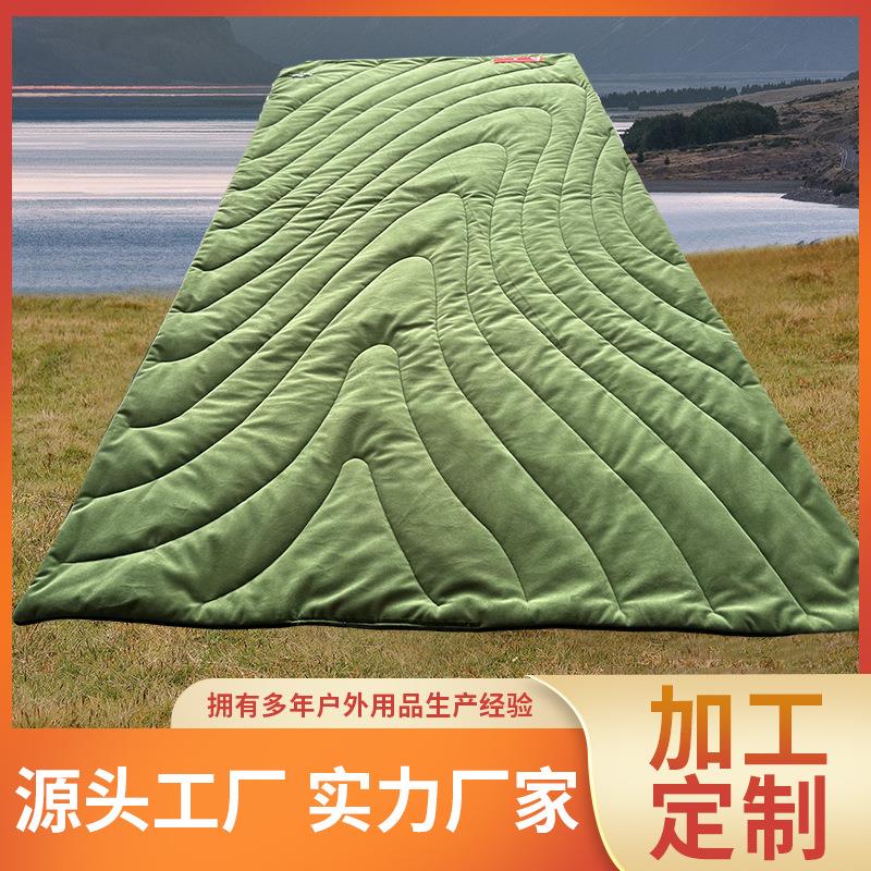 户外摇粒绒毯子 便携式成人户外旅行露营毯 可加热防寒保暖毯子