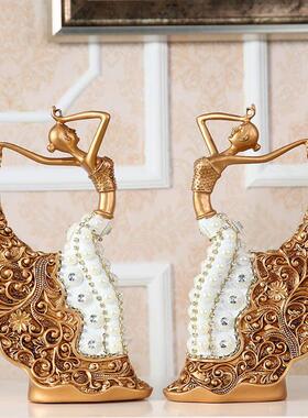 欧式舞女摆件2025新款轻奢高档酒柜客厅艺术品床头柜高级感装饰品