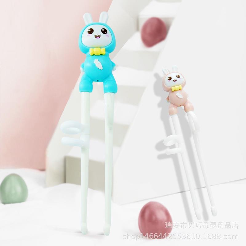 儿童筷子训练筷家用小孩餐具宝宝吃饭勺子叉学习练习套装男孩一段