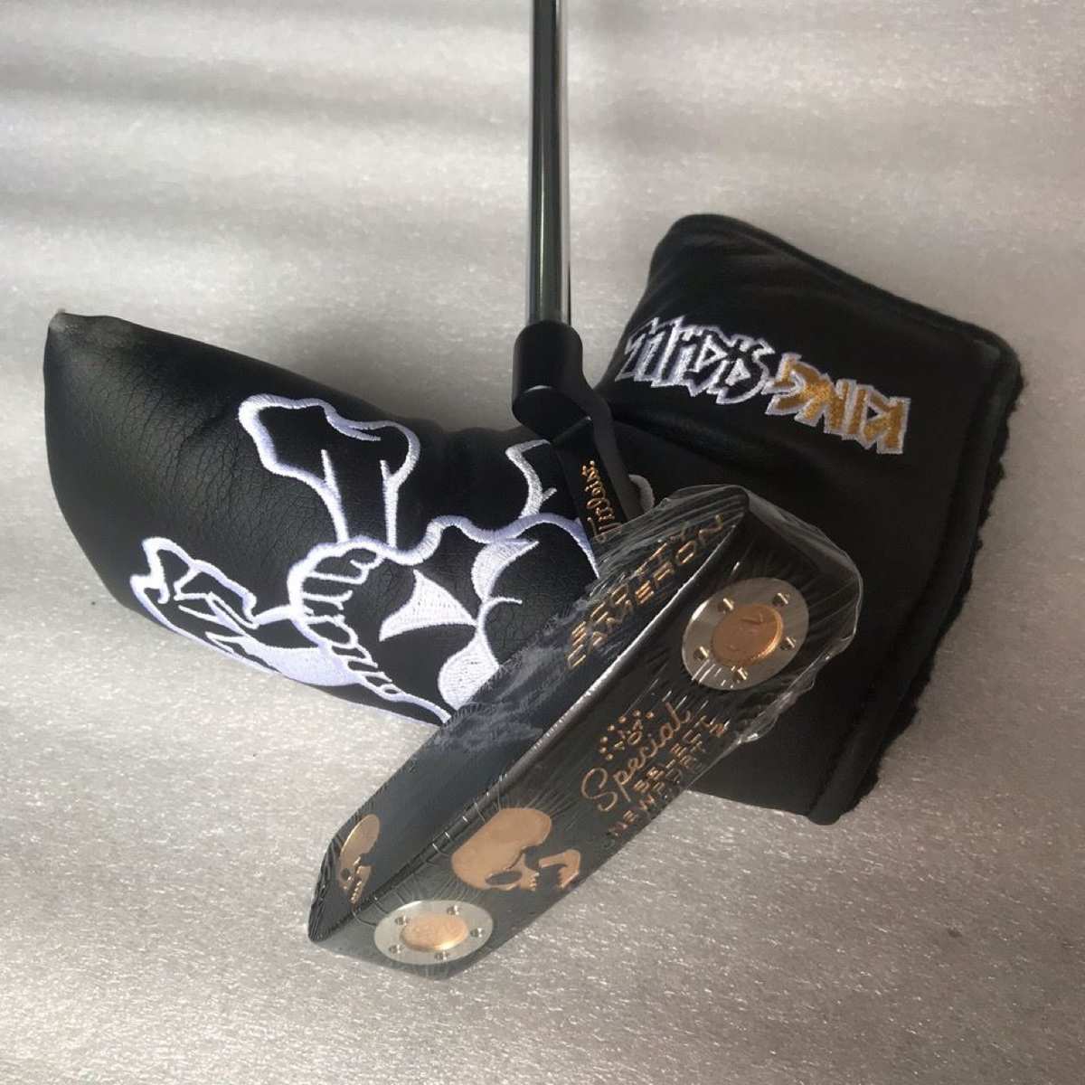 (厂家直发)高尔夫球杆男士推杆骷髅头一字直条型Putter
